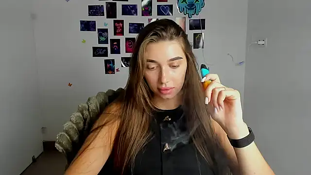 Snapshot of NikaMystic chatting on 4, 8, 2026 NikaMystic online show from 4, 8, 2026
