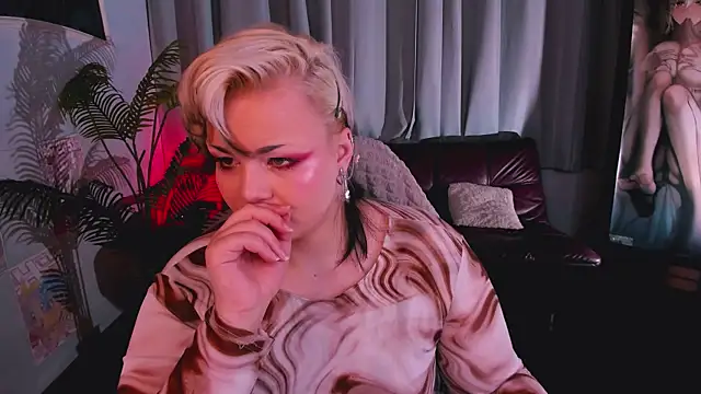 HwasaMoore online show from 28, 2, 2026