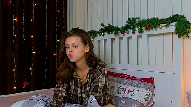 EarthaLevra online show from 27, 2, 2026