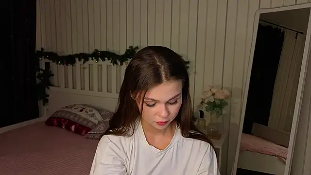 EarthaLevra online show from 12, 3, 2026