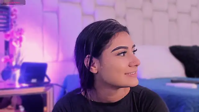 KatherineRuiz  online show from 6, 3, 2026