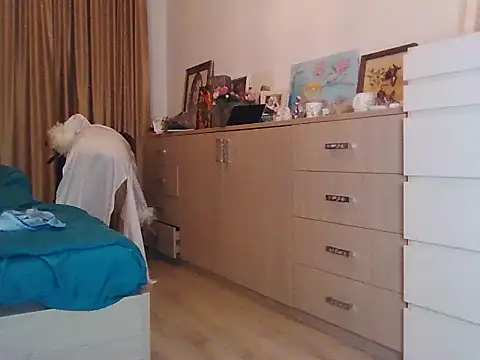 angelicfenix online show from 1, 3, 2026