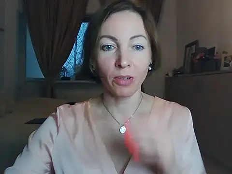 angelicfenix online show from 28, 2, 2026