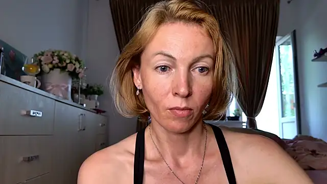 angelicfenix online show from 17, 5, 2026
