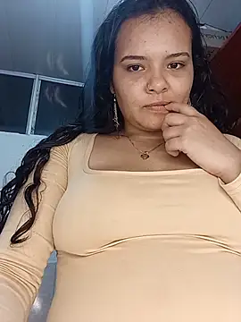 Emily Rouse23 online show from 21, 5, 2026