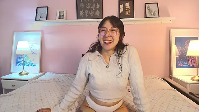Snapshot of Abigailladyy chatting on 27, 4, 2026 Abigailladyy online show from 27, 4, 2026