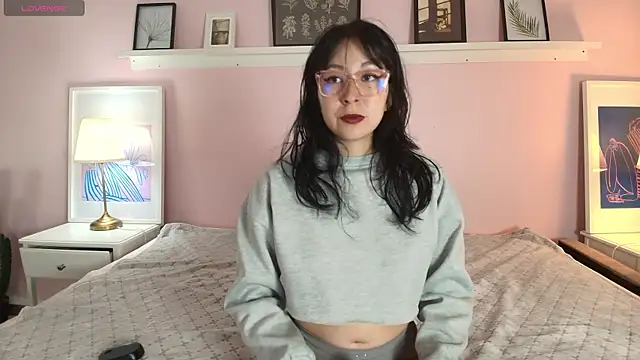 Snapshot of Abigailladyy chatting on 1, 5, 2026 Abigailladyy online show from 1, 5, 2026