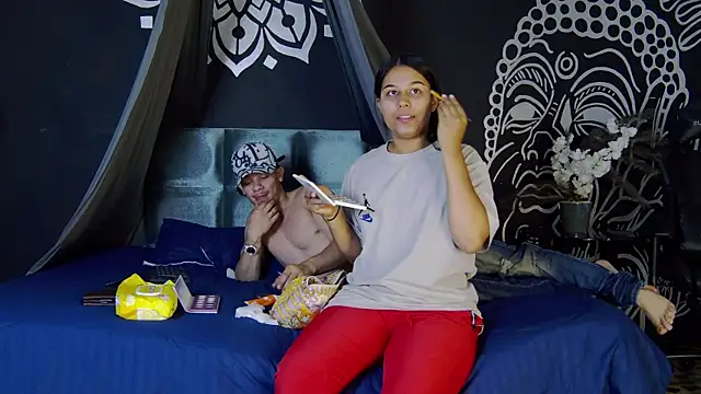 Luna Dante fox online show from 21, 4, 2026