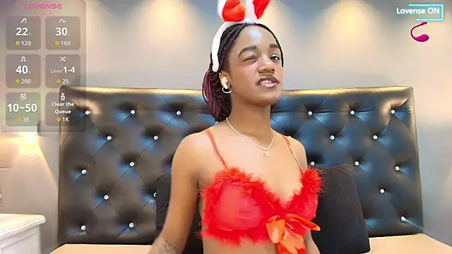 Chloebrunnie online show from 30, 6, 2026