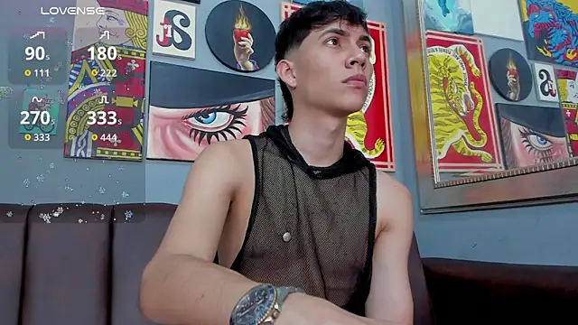 AronTawers online show from 8, 4, 2026