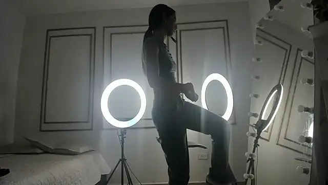 emily gaviria1 online show from 7, 4, 2026