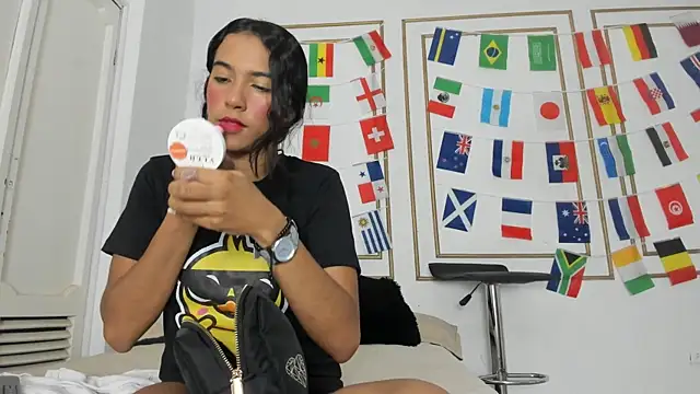 emily gaviria1 online show from 26, 6, 2026
