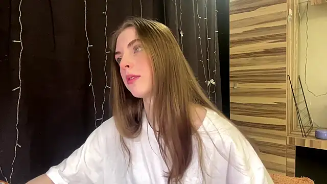 PollyDream online show from 3, 3, 2026