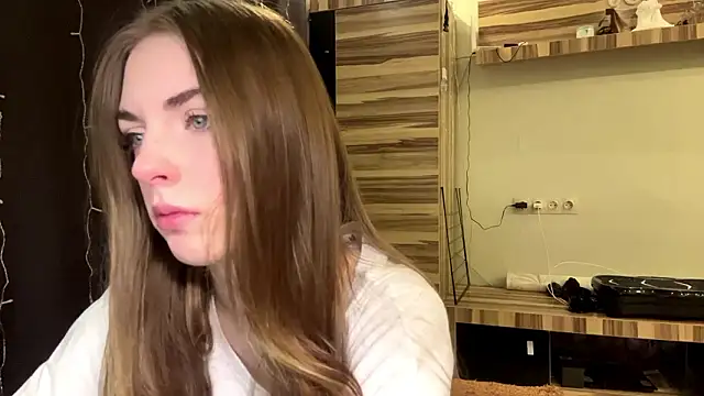 PollyDream online show from 9, 3, 2026