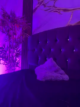 aurora ec online show from 4, 3, 2026