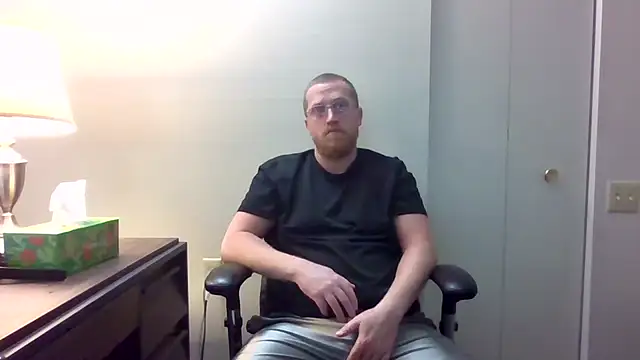 tytheexhibionist online show from 29, 4, 2026