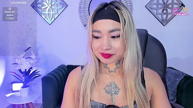 mystic nova  online show from 31, 3, 2026