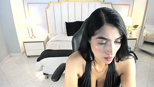 Sophie nolie online show from 27, 3, 2026