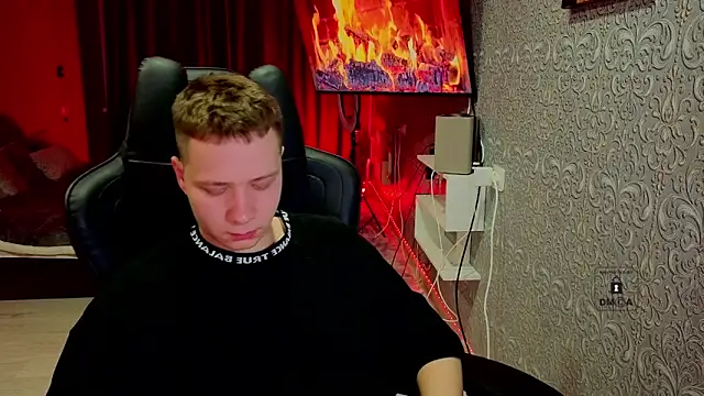 Karl Night  online show from 14, 4, 2026