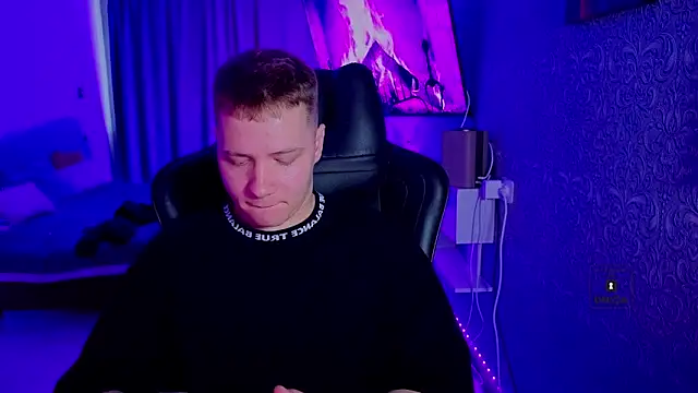 Karl Night  online show from 4, 5, 2026