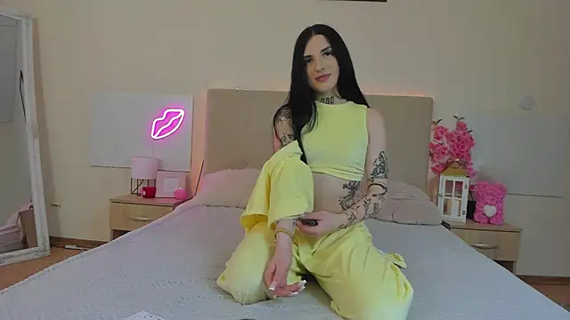 TiffanyHhot online show from 3, 4, 2026