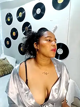 medusafox  online show from 9, 3, 2026