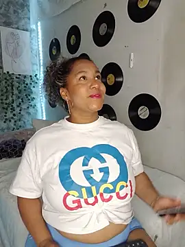 medusafox  online show from 15, 4, 2026