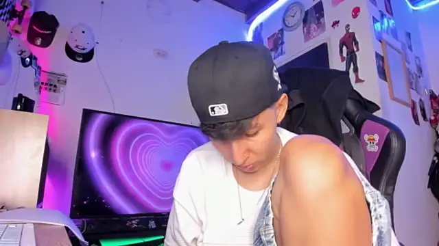 MIKEFONSE- online show from 7, 3, 2026