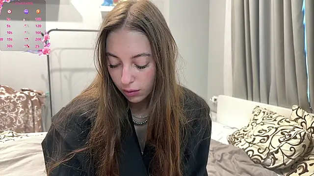 Snapshot of selena_favn chatting on 21, 6, 2026 selena favn online show from 21, 6, 2026