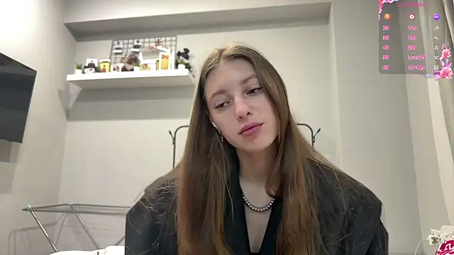 Snapshot of selena_favn chatting on 3, 6, 2026 selena favn online show from 3, 6, 2026