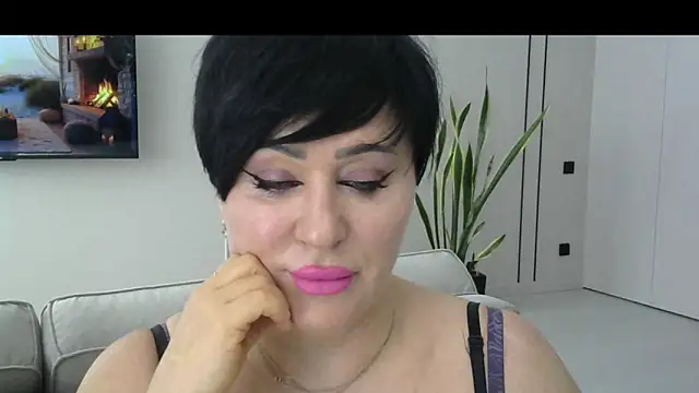 Snapshot of Kleotempt chatting on 6, 5, 2026 Kleotempt online show from 6, 5, 2026