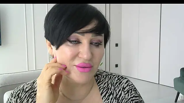 Kleotempt online show from 18, 4, 2026