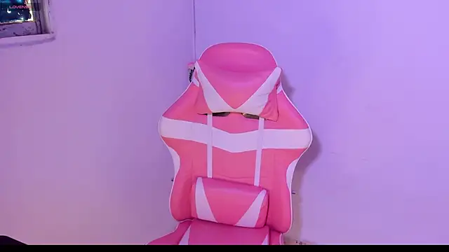 trianna sweet online show from 12, 3, 2026