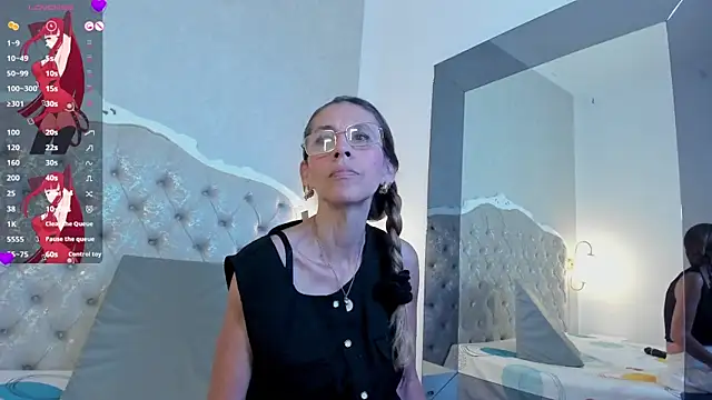 KristalMature online show from 28, 5, 2026