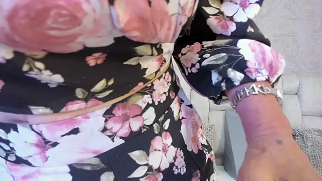 KristalMature online show from 24, 7, 2026