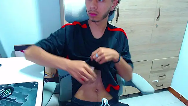 axeldarkk online show from 23, 2, 2026