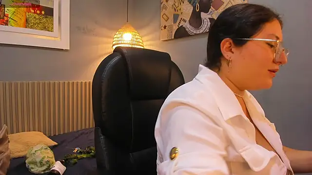 sienna cavalli online show from 1, 3, 2026