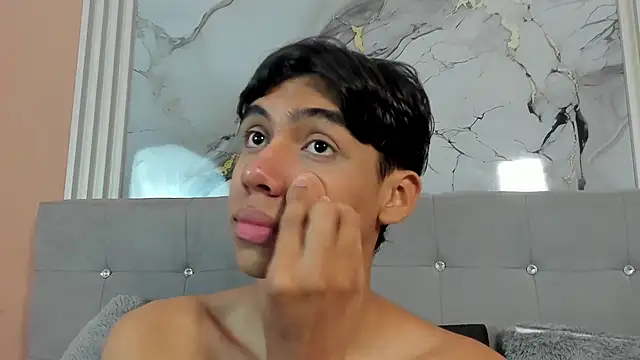 Eros Lux online show from 19, 4, 2026