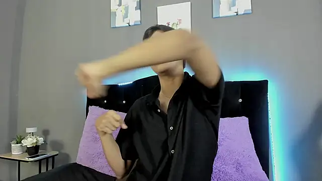 Eros Lux online show from 10, 4, 2026