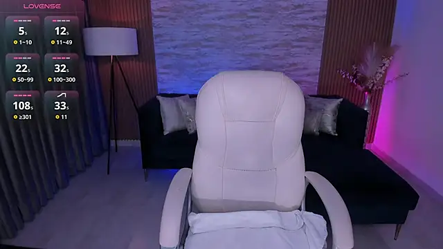 ANGIE-SMITH online show from 22, 4, 2026