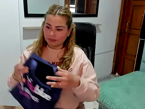 Julieta star  online show from 9, 3, 2026