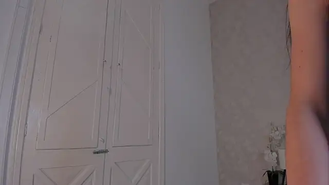 Arii wilde online show from 28, 3, 2026