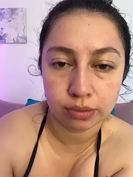 Ashleeyprincess01 online show from 25, 2, 2026