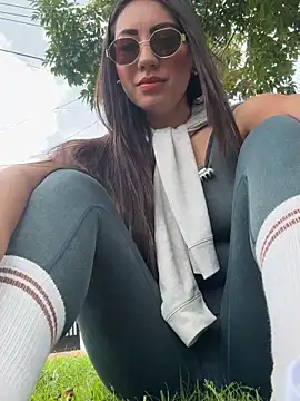 Arianna L8 online show from 1, 3, 2026