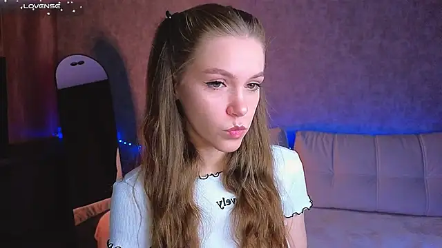 Snapshot of melee_eva chatting on 22, 4, 2026 melee eva online show from 22, 4, 2026