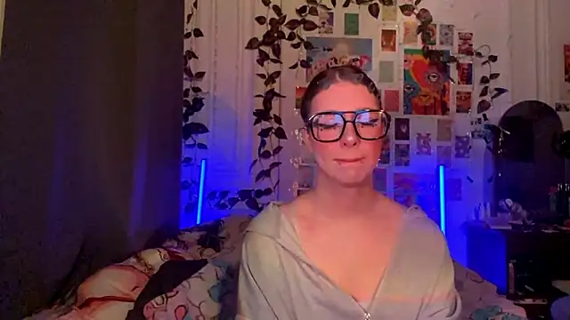 moonvampiq online show from 27, 2, 2026