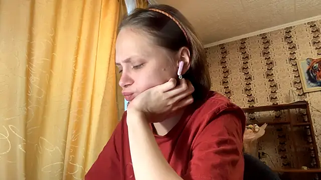 LuluSweetyGirl online show from 2, 3, 2026