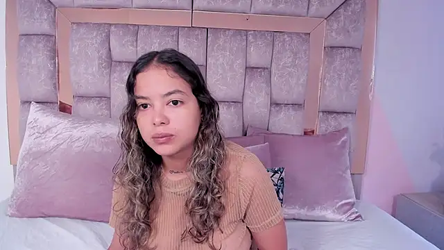 dulce lyraa1 online show from 5, 4, 2026