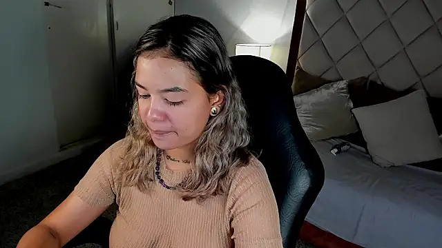 dulce lyraa1 online show from 9, 7, 2026