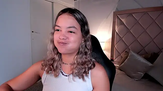dulce lyraa1 online show from 7, 7, 2026